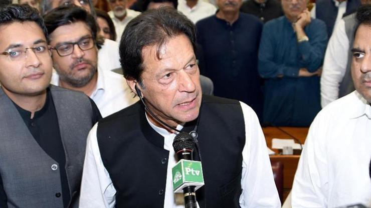 Pakistanda Imran Khan krizi: İslamabada asker konuşlandırıldı