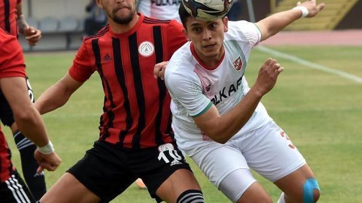 Karşıyakada Burak dönecek
