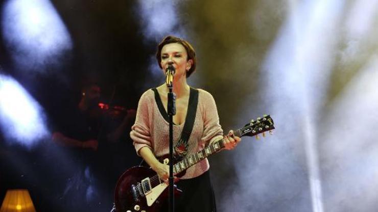 Sinan Akçıl ve Fatma Turgut Kaşta konser verdi