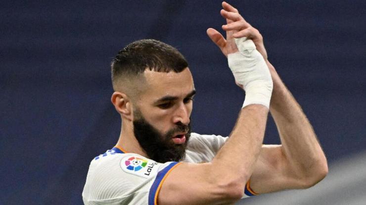 Karim Benzema’nın eline ne oldu, neden sarılı Karim Benzema hakkında ilginç bilgiler