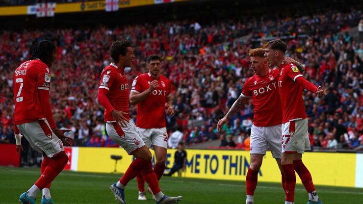 Nottingham Forest 23 yıl sonra Premier Lige çıktı