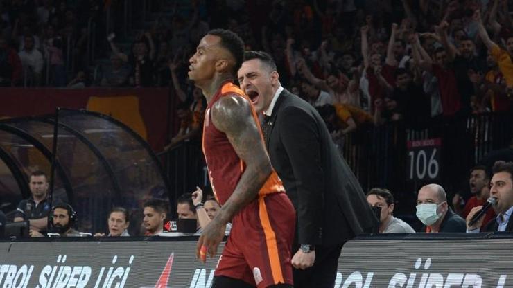Galatasaray seriyi 5. maça taşıdı