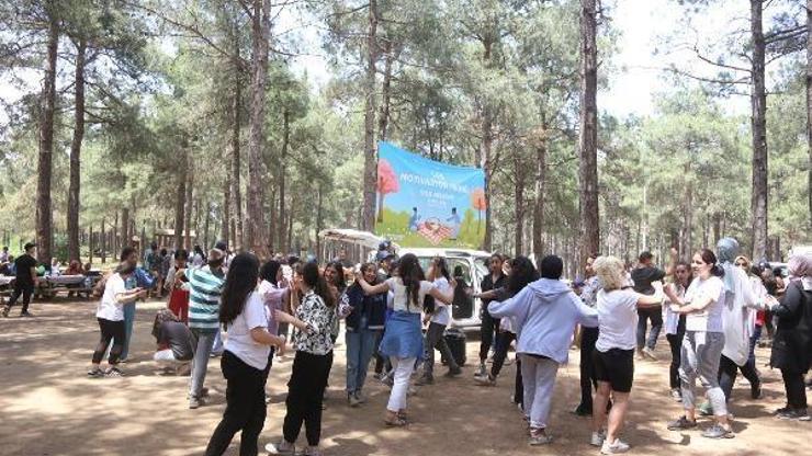 LGS adayları motivasyon pikniği ile stres attı