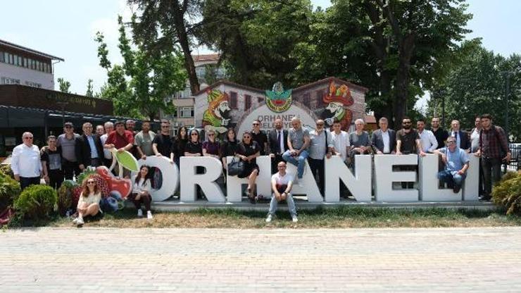 Orhaneli Belediye Başkanından, raftingli basın toplantısı