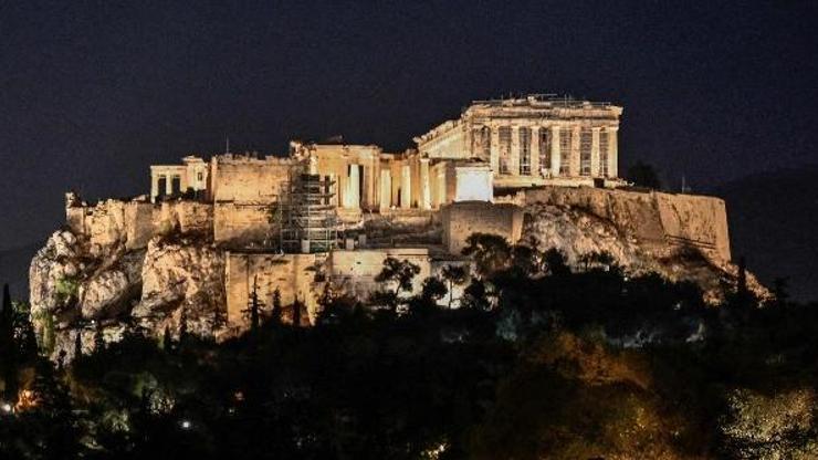 Akropolis’e 150 adet kamera kuruldu