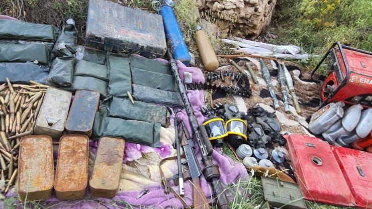 Pençe-Kilit Operasyonunda çok sayıda silah ve mühimmat ele geçirildi