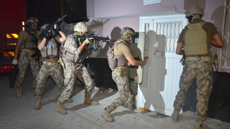 Adanada PKK/KCK operasyonu; HDPli başkanlar da gözaltında