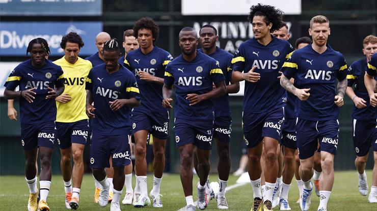 Fenerbahçede yabancı sayısı sorunu