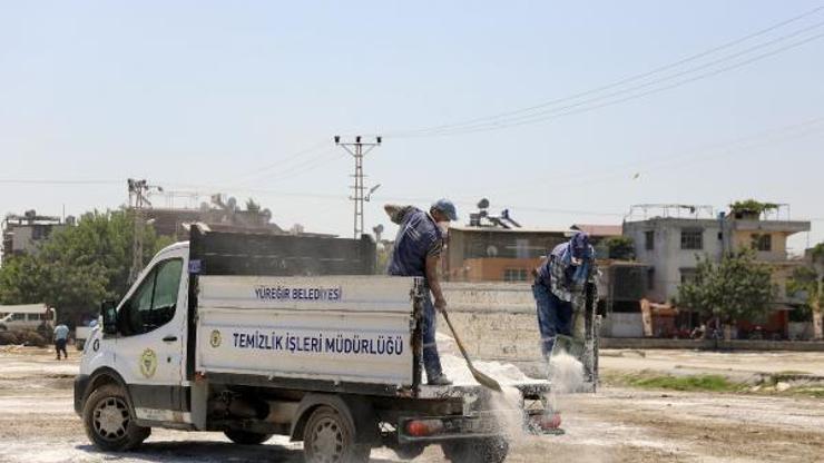 Yüreğir Belediyesi, Kurban Bayramı sonrası ilçe genelinde yoğun temizlik çalışması gerçekleştiriyor
