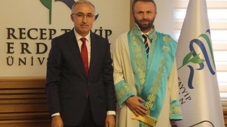RTEÜ Rektörü Prof. Dr. Yılmaz görevi devraldı
