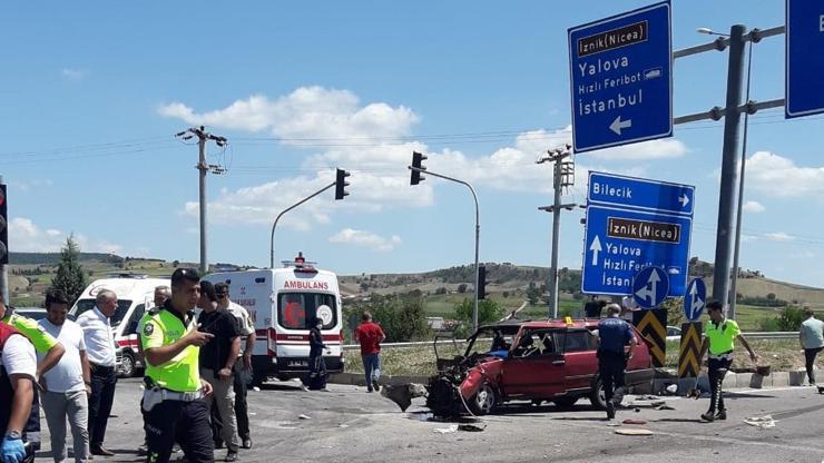 Bursada TIR, otomobile çarptı: 1 ölü, 3 yaralı