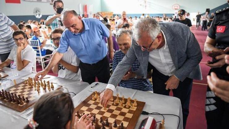 Keşan’da Uluslararası Açık Satranç Turnuvası başladı