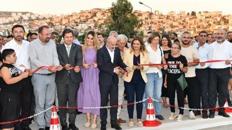 Çiğli Cumhuriyet ve Demokrasi Parkı Yüzme Havuzu ve Spor Kompleksine kavuştu