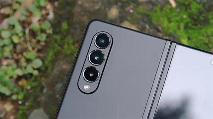 Galaxy Z Fold 4 Amazon’da göründü