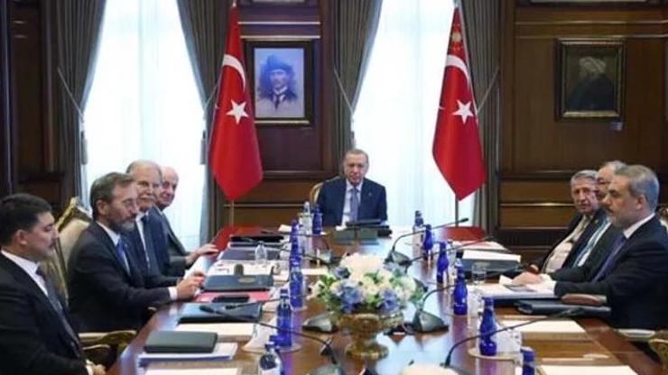 Erdoğan başkanlığında düzenlendi... Yüksek İstişare Kurulu toplantısından ilk açıklamalar