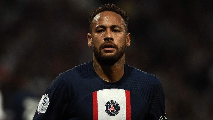 PSG Neymarı Manchester Cityye göndermek istedi