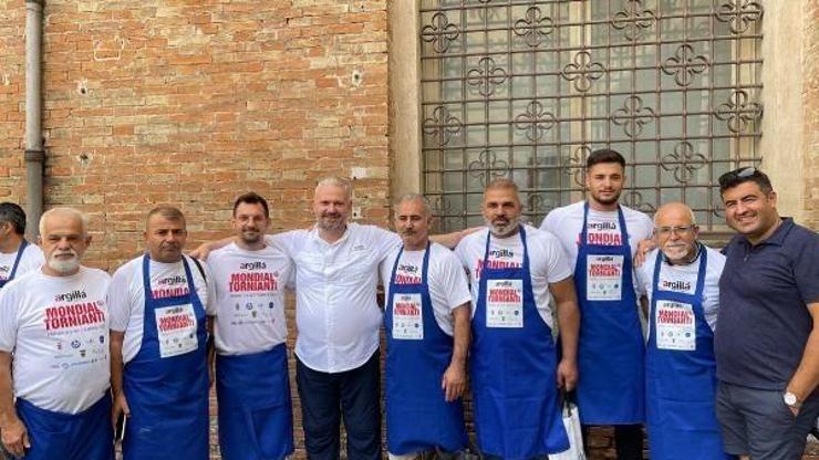 Menemenli çömlek ustaları İtalyadaki festivalde yarıştı