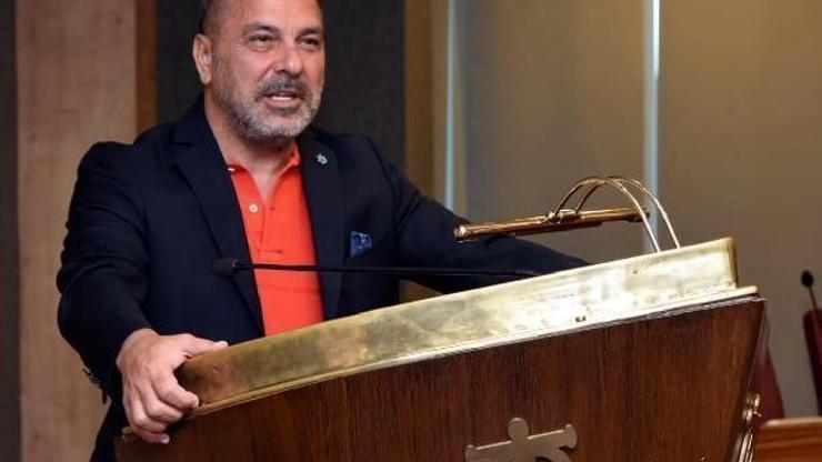 İMEAK DTO İzmir Şube Başkanı Öztürk yeniden aday olduğunu açıkladı