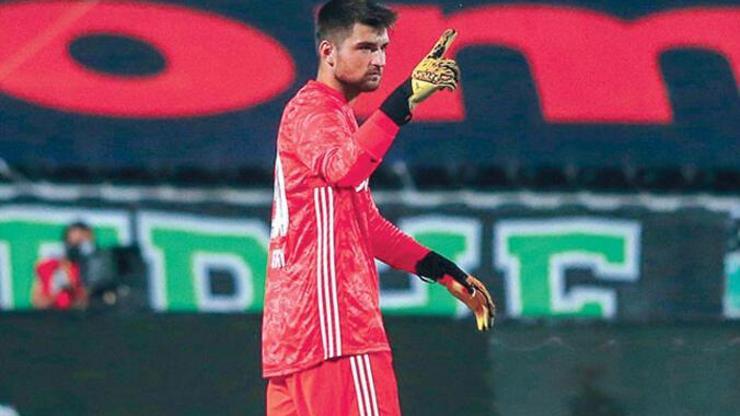 Beşiktaşta kaleci sorunsalı Süper Ligde daha kötüsü yok...