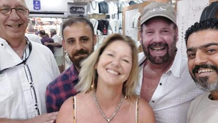 Ünlü oyuncu Chuck Norris Kuşadasında