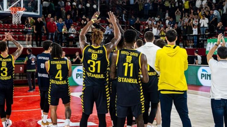 Fenerbahçeden Pınar Karşıyakaya 11 sayı fark