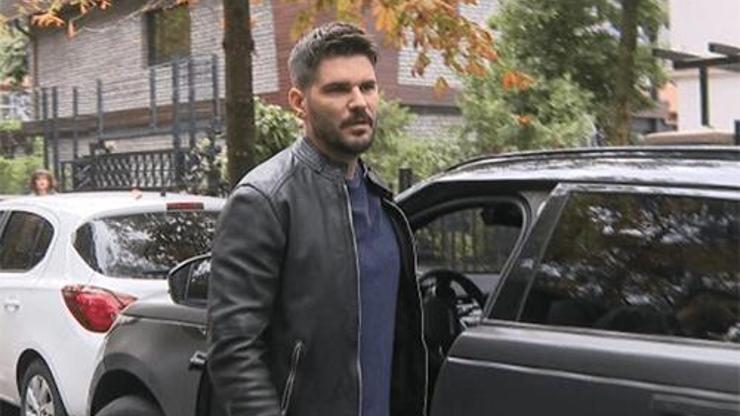 Efehan çok kıskanç