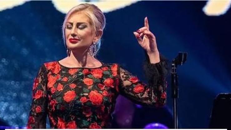 Muazzez Ersoy’dan unutulmaz gece