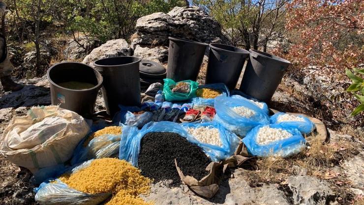 Adıyamanda terör örgütü PKKya ait yaşam malzemesi ele geçirildi