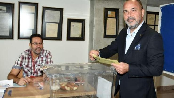 İMEAK Deniz Ticaret Odası İzmir Şubesinde seçim zamanı