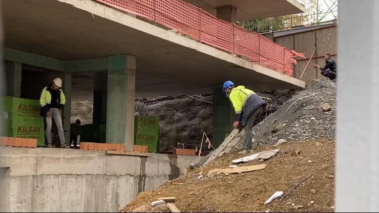 Son dakika... Kadıköy’de inşaatta toprak kayması Bir işçi toprak altında kaldı