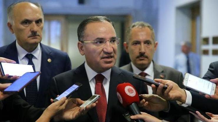 Bakan Bozdağ: Başörtüsüyle ilgili Anayasa çalışmamızı pazartesi arz edeceğiz