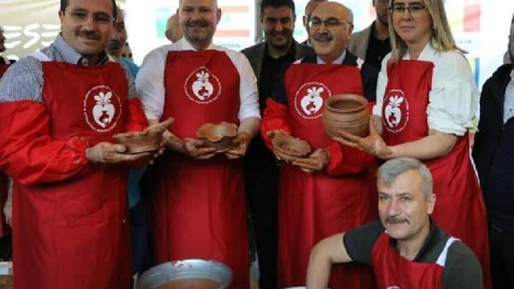Menemen Belediyesi 1. Uluslararası Çömlek Festivalinde başladı