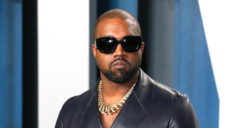 Kanye West’e sosyal medyada kırmızı kart