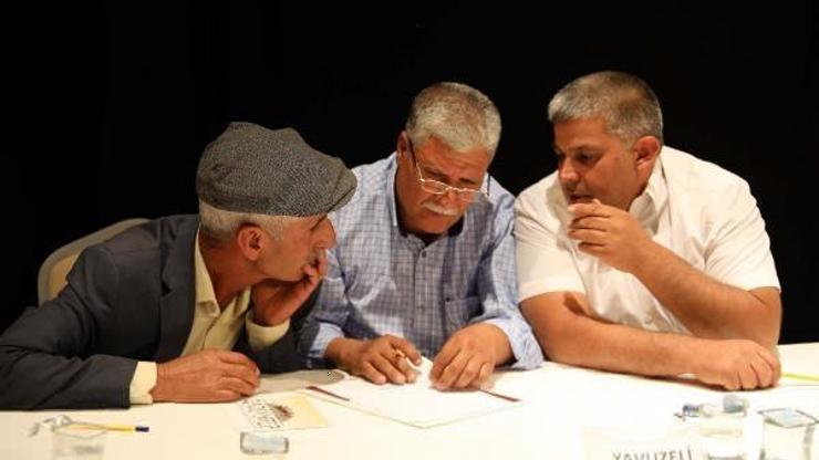 Gaziantepte muhtarlar bilgi yarışmasında ter döktü