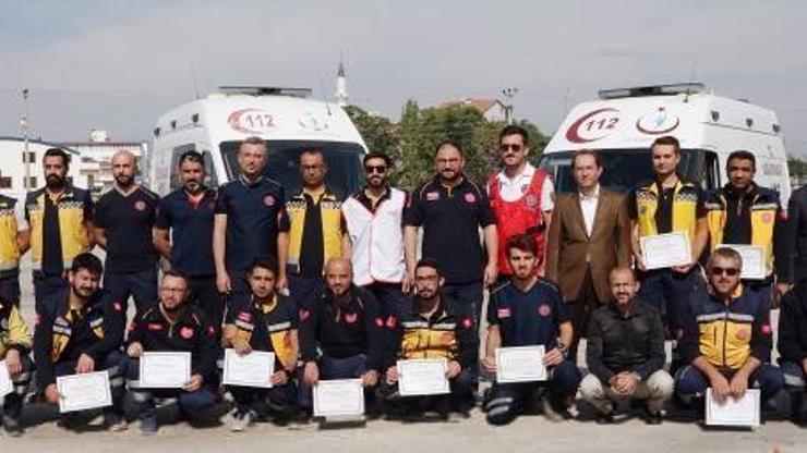 ATT ve paramediklere ambulans sürüş teknikleri eğitimi