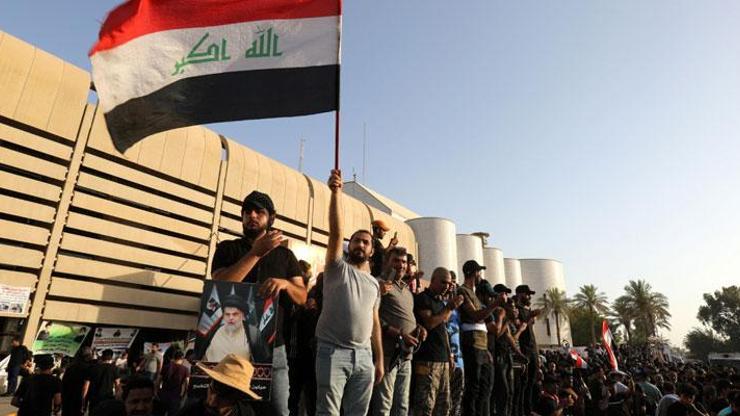 Irak’ta Sadr Grubundan açıklama: “Yeni hükümette yer almayacağız”