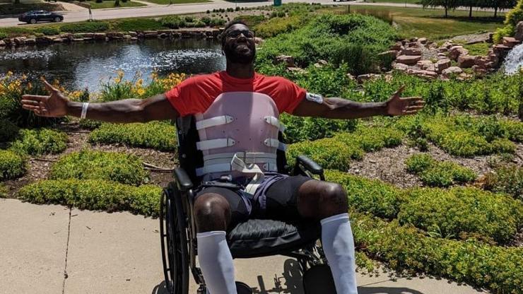 Trafik kazası geçiren Galatasarayın eski oyuncusu Patric Young felç geçirdi