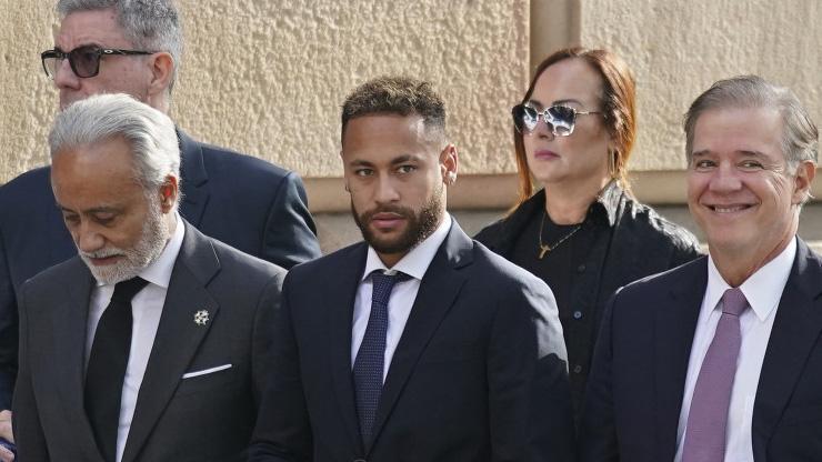 Neymar hakim karşısında Real Madrid itirafı