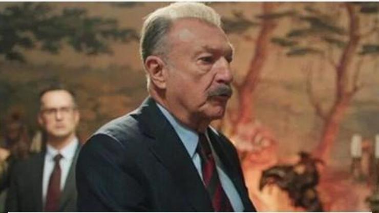 Camdaki Kız ekibinden Tamer Levent’e sette doğum günü kutlaması
