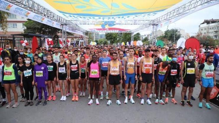 Zeytinburnunda 1242 sporcu Cumhuriyet için koşacak