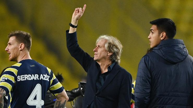 Fenerbahçede Jorge Jesus sistemi değiştiriyor