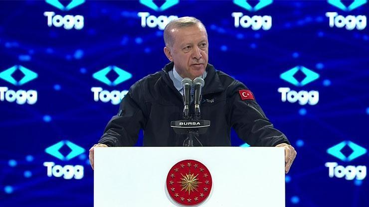 Son dakika... Tarihi an: TOGG banttan indi Cumhurbaşkanı Erdoğan: Türkiye Yüzyılının ilk fotoğrafı bu tesistir