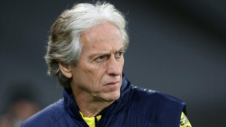 Jorge Jesus kararını verdi İşte Fenerbahçenin ilk transferi