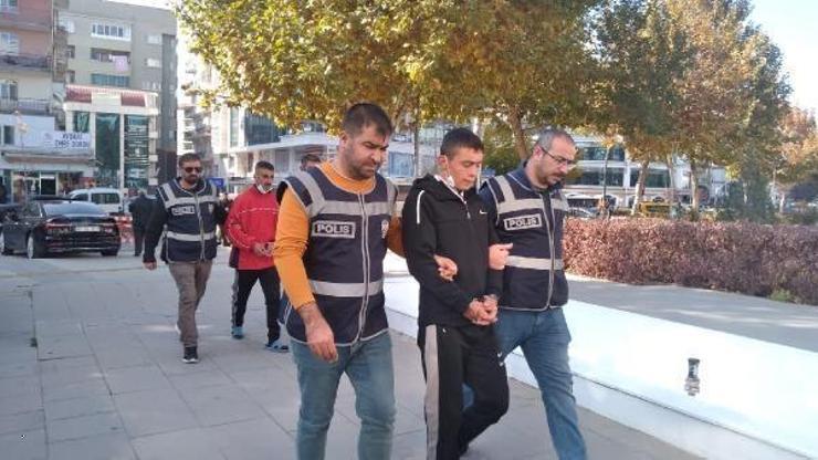 Motosiklet ve otomobil hırsızlığı yapan 2 şüpheli yakalandı