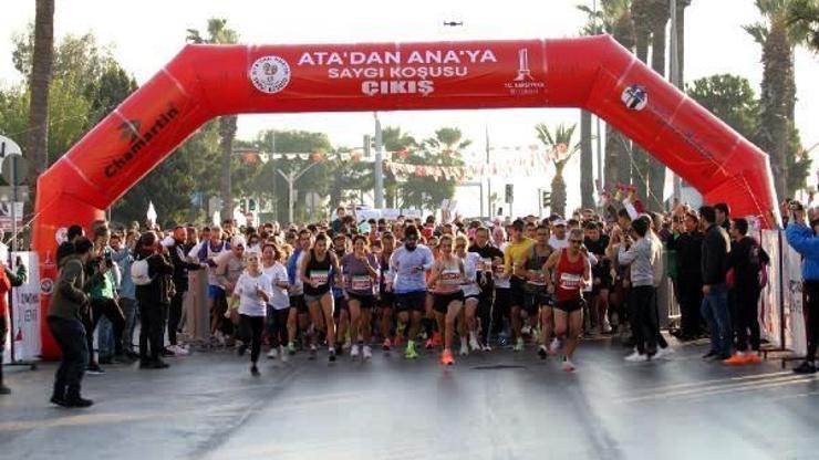 İzmirde Atadan Anaya Saygı Koşusu