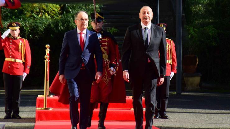 Azerbaycan Cumhurbaşkanı Aliyev Arnavutluk’ta