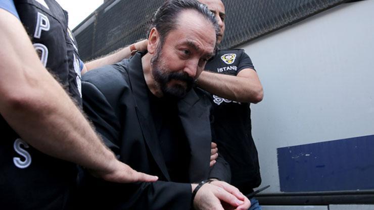 Son dakika... Mahkemeden Adnan Oktara 8 bin 658 yıl hapis kararı