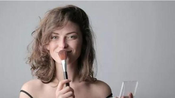 Filtre etkisi yaratıyor Hatasız makyaj için ipuçları