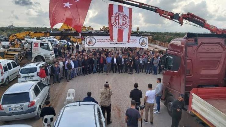 Antalyalı hafriyatçıların, mahkeme kararı uygulansın eylemi