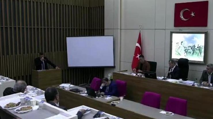 Bolu Belediyesi Meclis Üyesi kürsüde ağladı